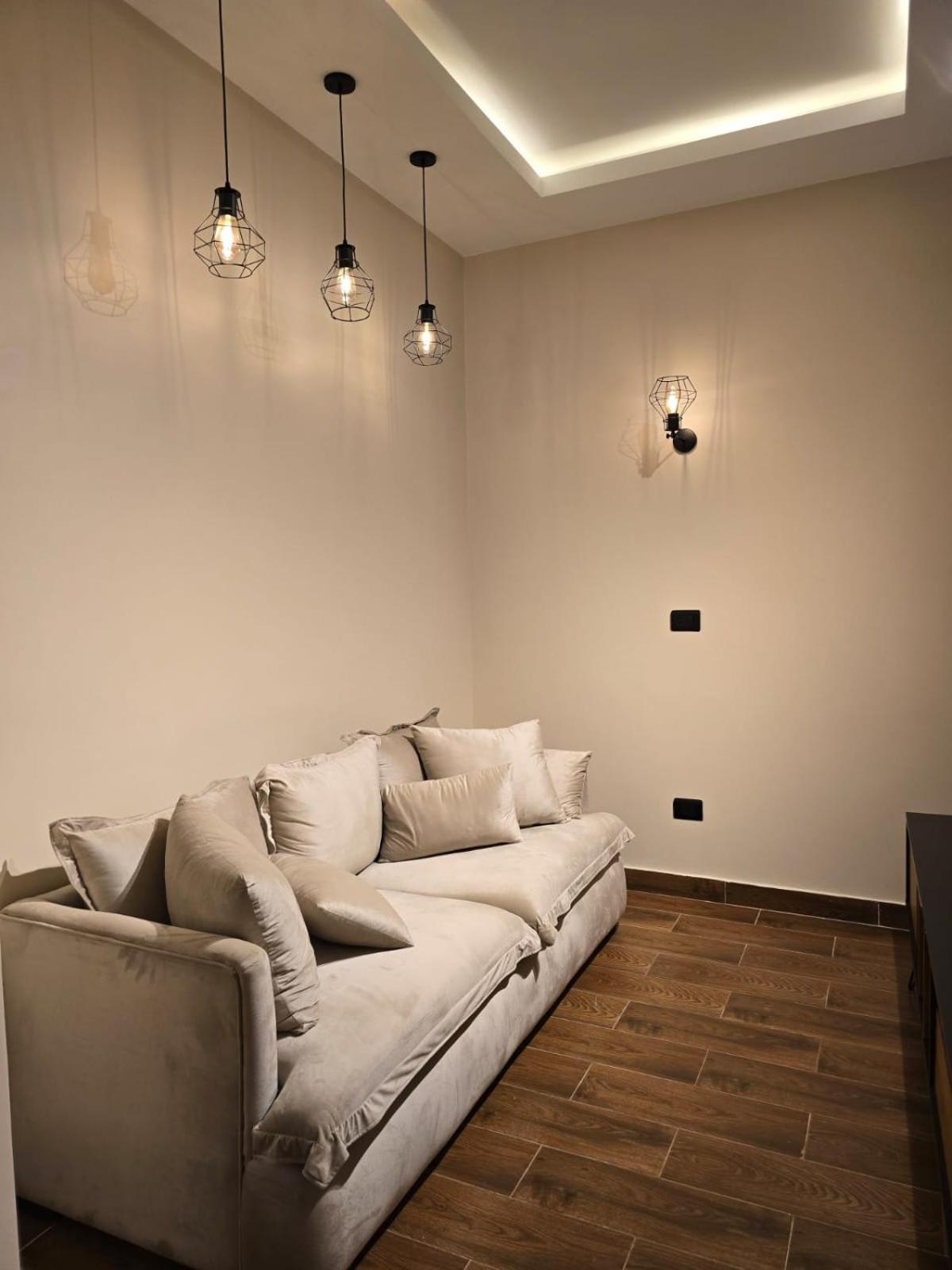 Apartment Fully Furnished Modern In New *